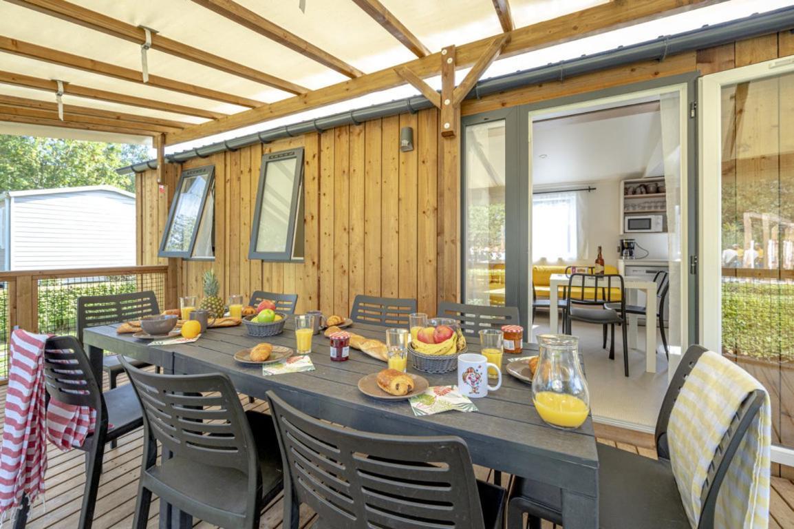 Hotel Le Camping Grand Cerf Gimouille Esterno foto